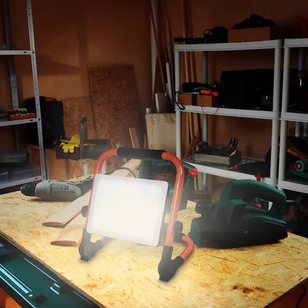 Solight WM-50W-FEQ - Proiector LED cu trepied LED/50W/230V 4000K IP65