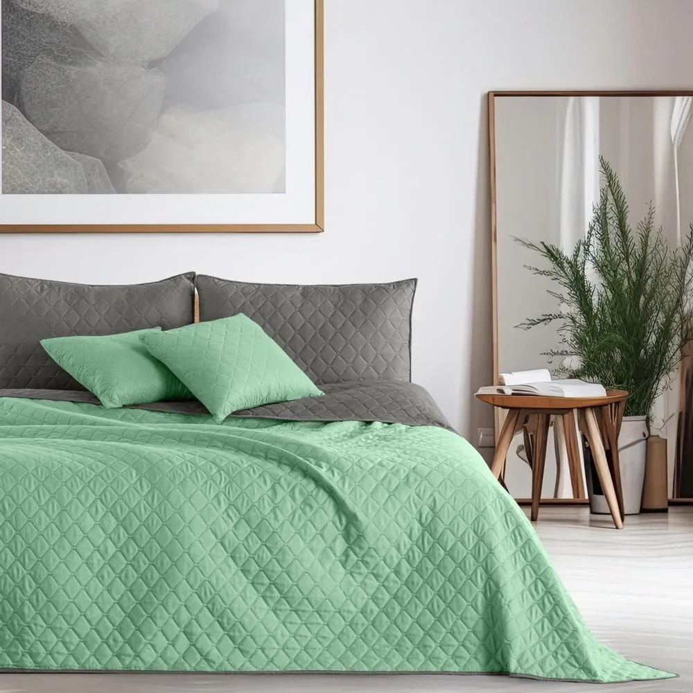 Cuvertură cu 2 fețe din microfibră DecoKing Axel, 200 x 220 cm, verde-gri