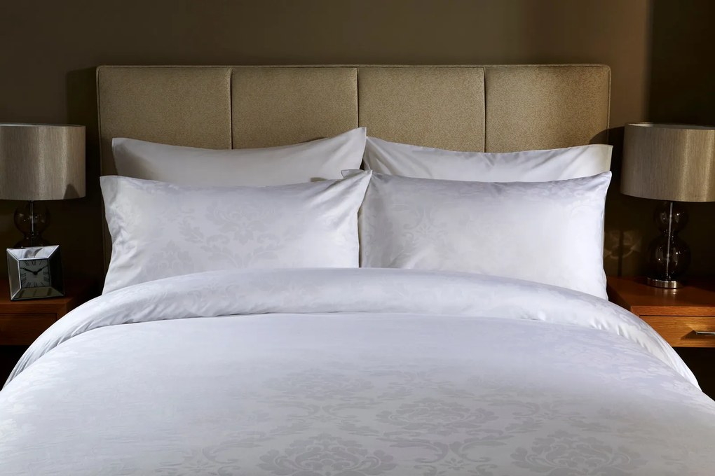 Lenjerie pat Jaquard bumbac 400TC Damask - Alb