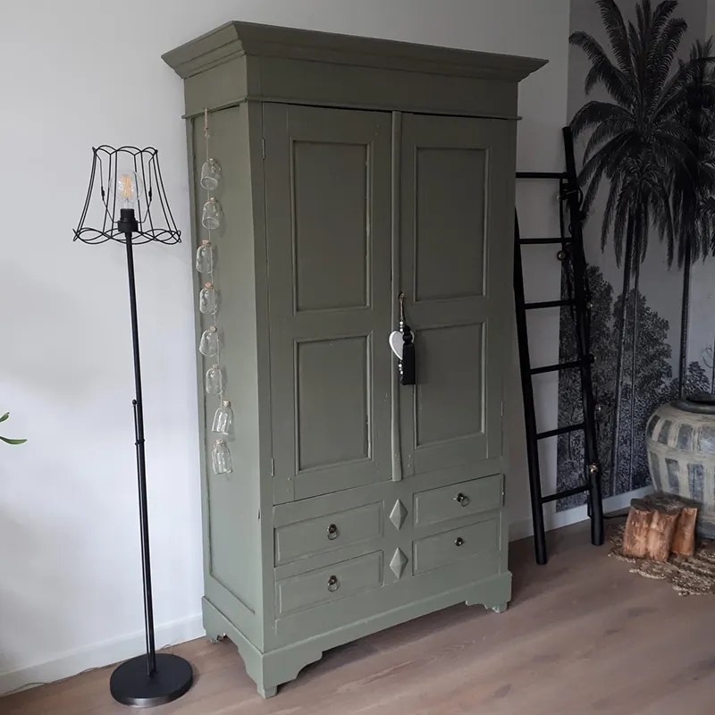 Abajur metalic negru 30/26 - Granny Frame