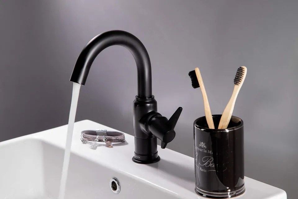 🚰 Baterie pentru chiuvetă TEMISTO – Finisaj Nero – Cod BQT_N20M