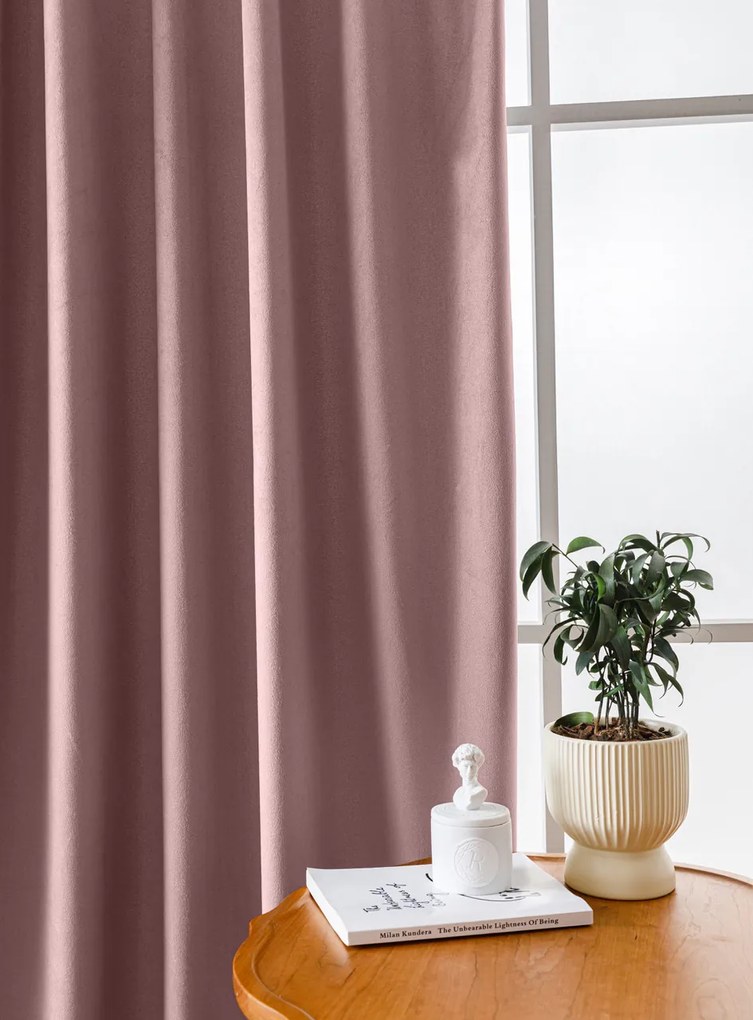 Draperie opaca violet deschis VELVET 135x250 cm Sistem de agatare: Rejansa