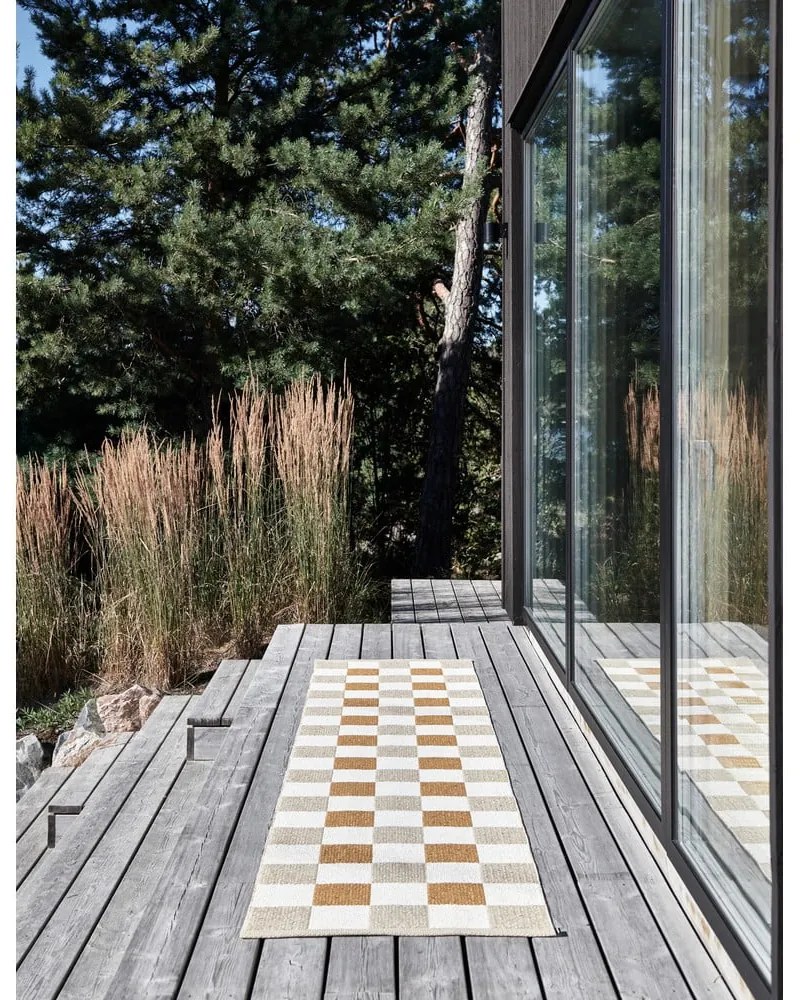 Covor tip traversă pentru interior și exterior galben ocru/bej 70x300 cm Pix Vanilla Ochre – Pappelina