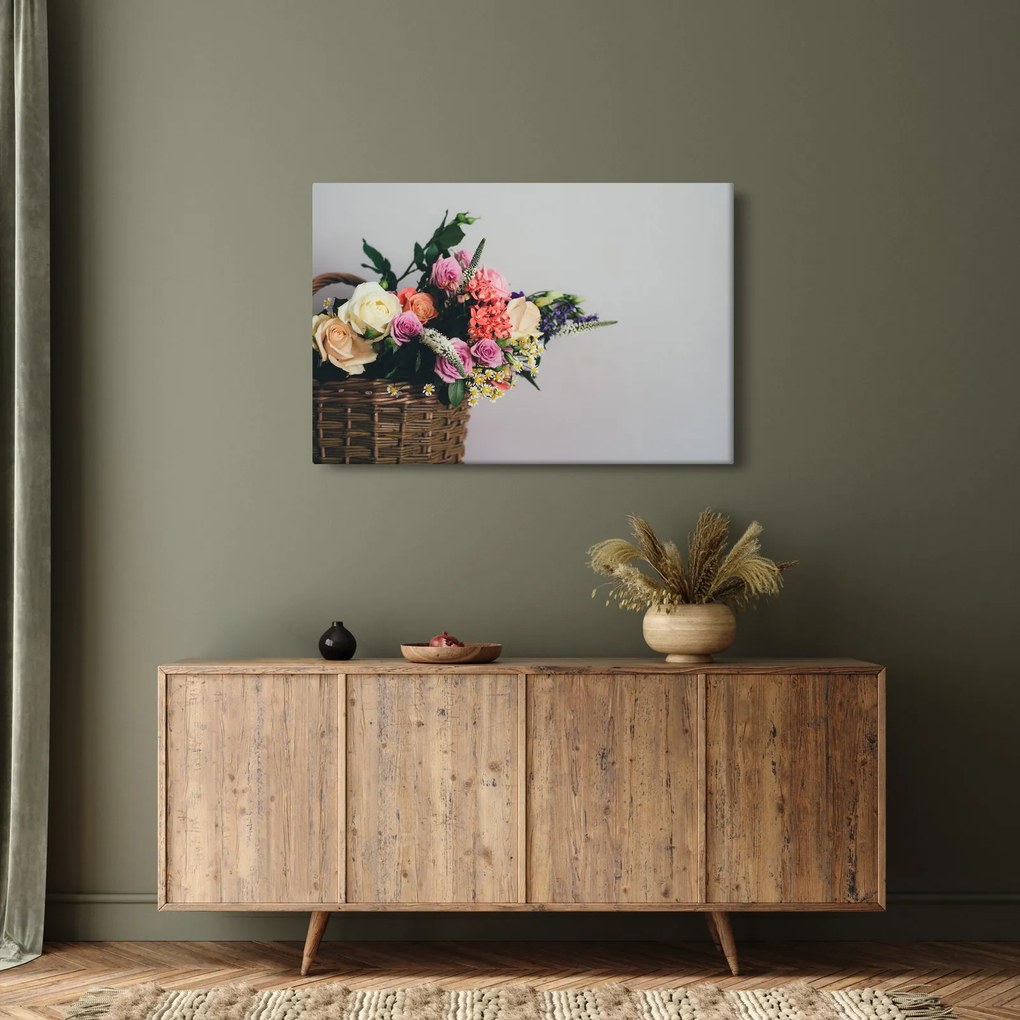 Tablou cu coș și flori (90x60 cm)