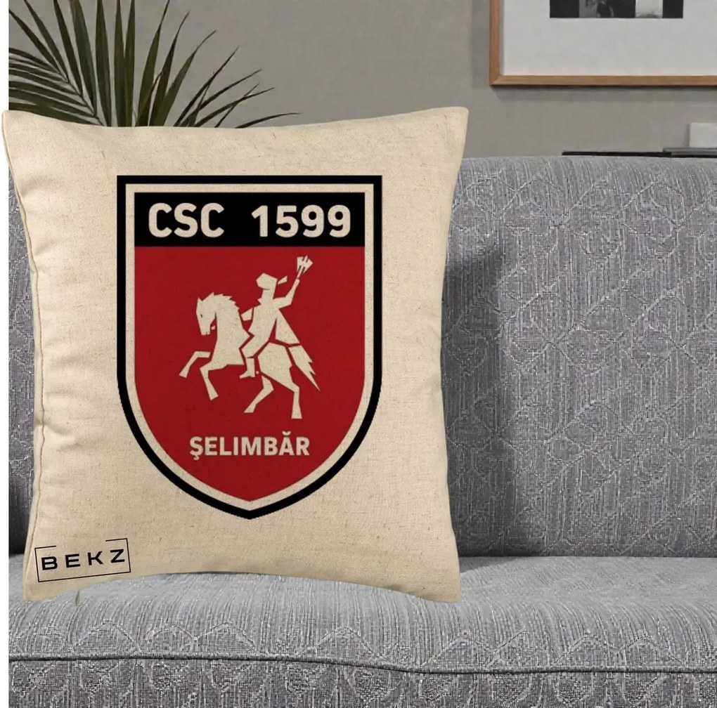 Perna Personalizata CSC 1599 Selimbar Fotbal, 40x40 cm, Bej, Husa Detasabila, Perna Inclusa, BEKZ®