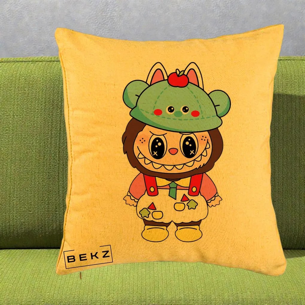Perna Personalizata Labubu x Urs Albastru Colorat, 40x40 cm, Galben, Husa Detasabila, Perna Inclusa, BEKZ®