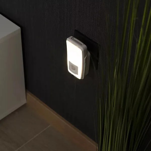 Osram LUNETTA LED/2W/230V - lampă de veghe LED pentru priză, cu senzor