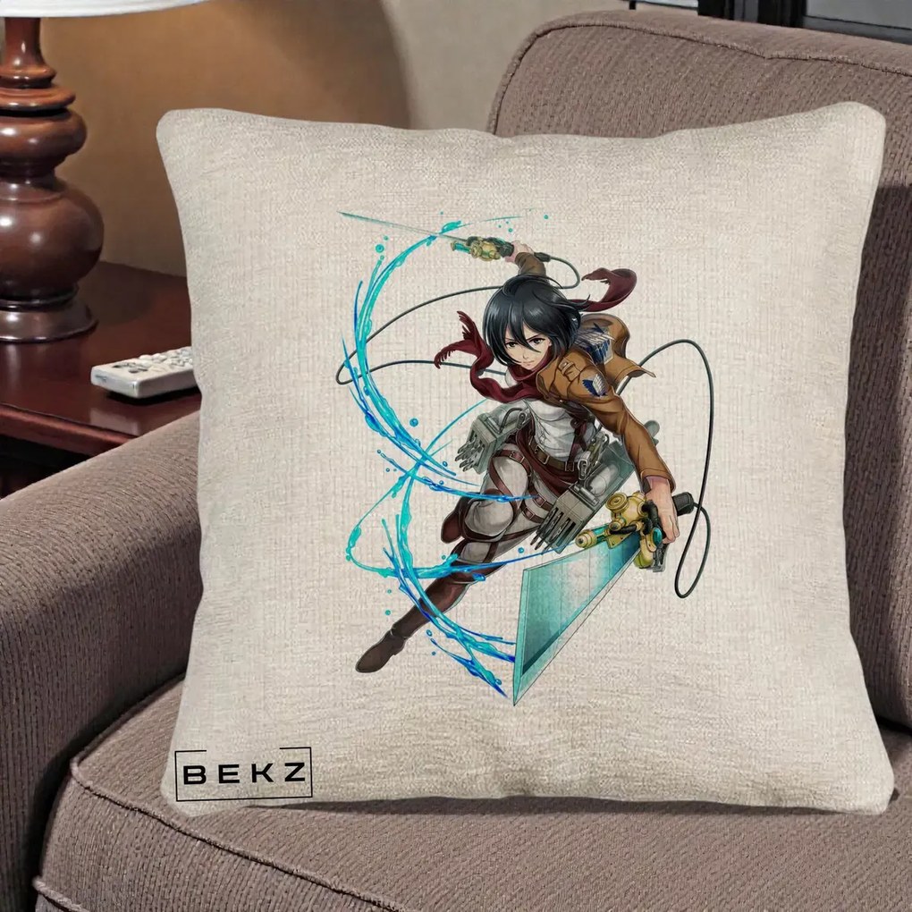 Perna Personalizata Attack on Titan Mikasa Ackerman Lupta, 40x40 cm, Bej Canapea, Husa Detasabila, Perna Inclusa, BEKZ®