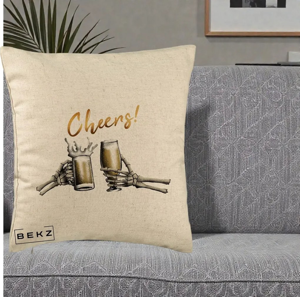 Perna Decorativa Halloween Cheers Schelete cu Bere, 40x40 cm, Bej, Husa Detasabila, Perna Inclusa, BEKZ®