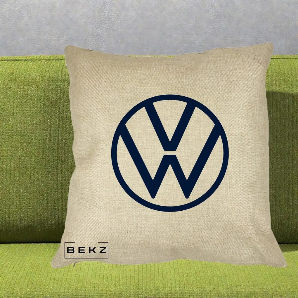 Perna Personalizata cu emblema Volkswagen, 40x40 cm, Crem, Husa Detasabila, Perna Inclusa, BEKZ®