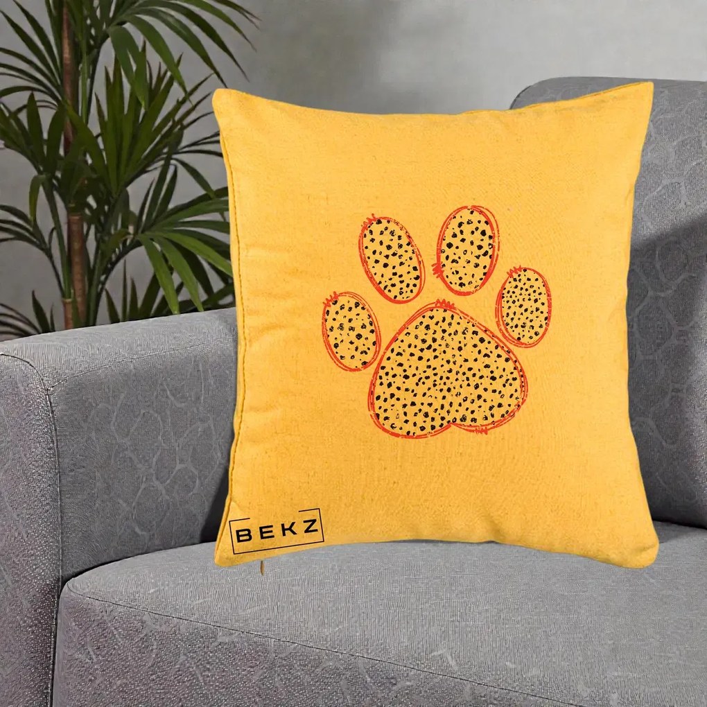 Perna Personalizata Labuta Dalmatian Roz Neon, 40x40 cm, Galben, Husa Detasabila, Perna Inclusa, BEKZ®