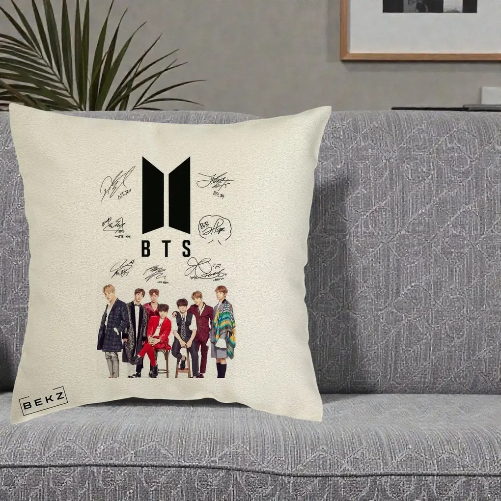 Perna Personalizata K-pop BTS Semnaturi Foto, 40x40 cm, Ecru, Husa Detasabila, Perna Inclusa, BEKZ®