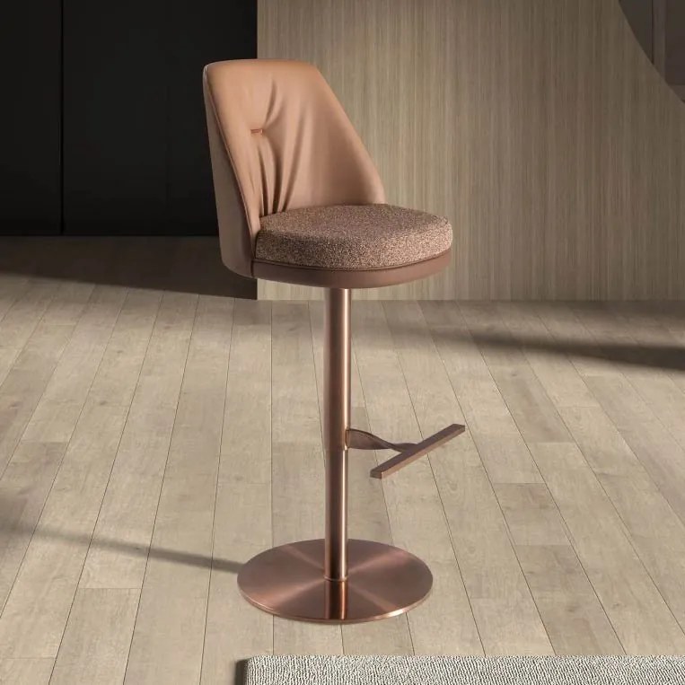 Scaun de bar pivotant cu inaltime reglabila Stool maro