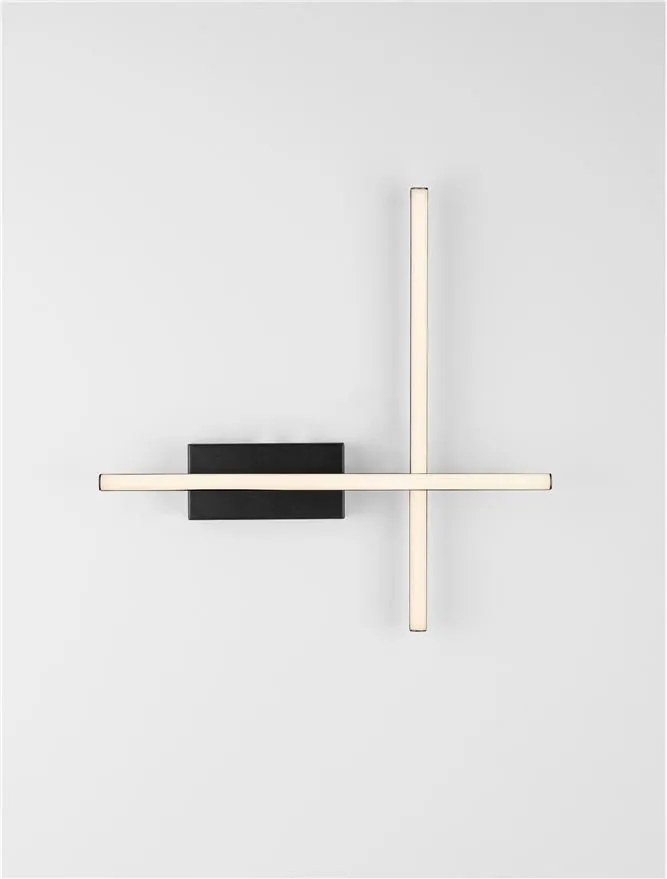Aplica de perete LED design modern QUAM negru