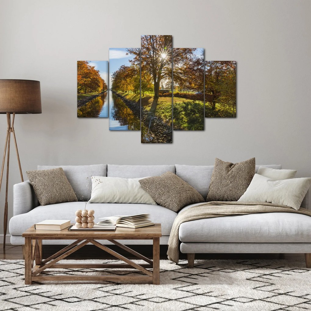 Tablou cu canal de apă (150x105 cm)