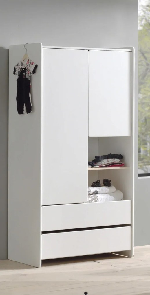 Set KIDDY este format dintr-un Pat copii pentru copii (60x120), comodă cu 3 sertare cu schimbător și Dulap camera copii cu 2 uși.
