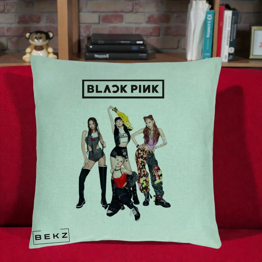 Perna Personalizata K-pop BLACKPINK Fotografie de Grup, 40x40 cm, Verde Menta, Husa Detasabila, Perna Inclusa, BEKZ®