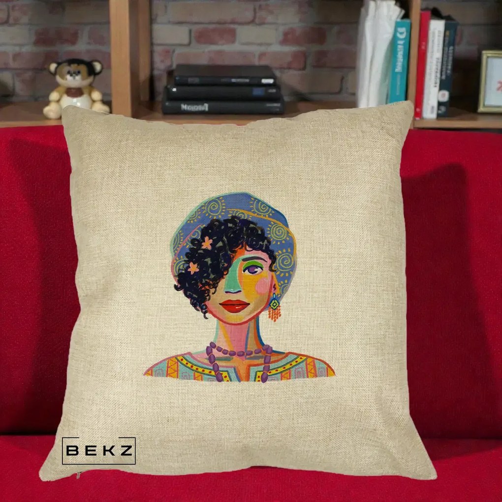 Perna Decorativa Portret Femeie Etnic Colorat, 40x40 cm, Crem, Husa Detasabila, Perna Inclusa, BEKZ®