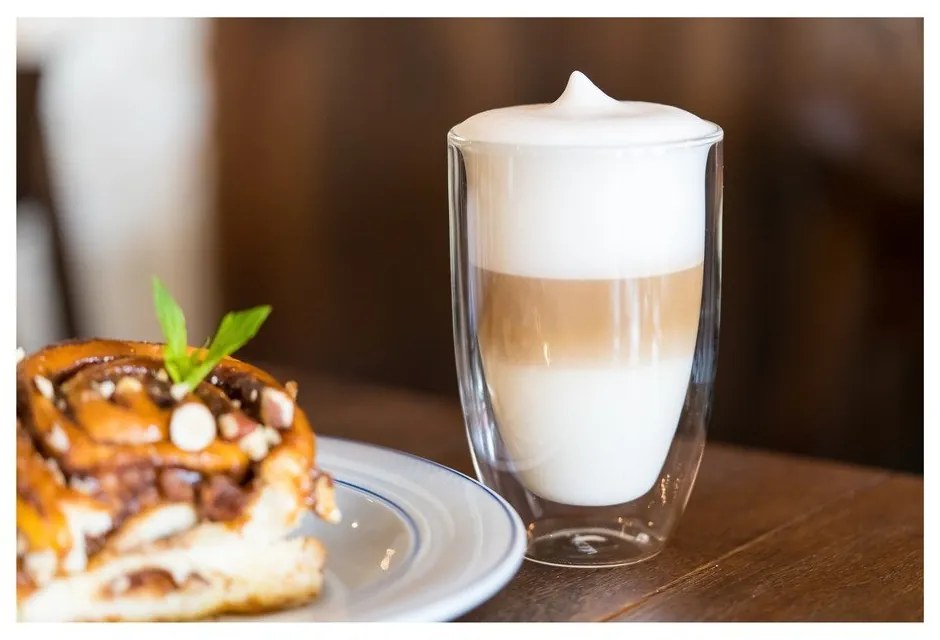 Căni 6 buc. cu perete dublu/pentru latte din sticlă 350 ml – Vialli Design