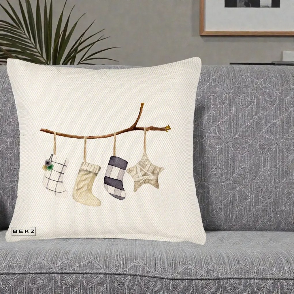 Perna Decorativa Ciorapi de Craciun pe Ramura, 40x40 cm, Crem Reliefat, Husa Detasabila, Perna Inclusa, BEKZ®