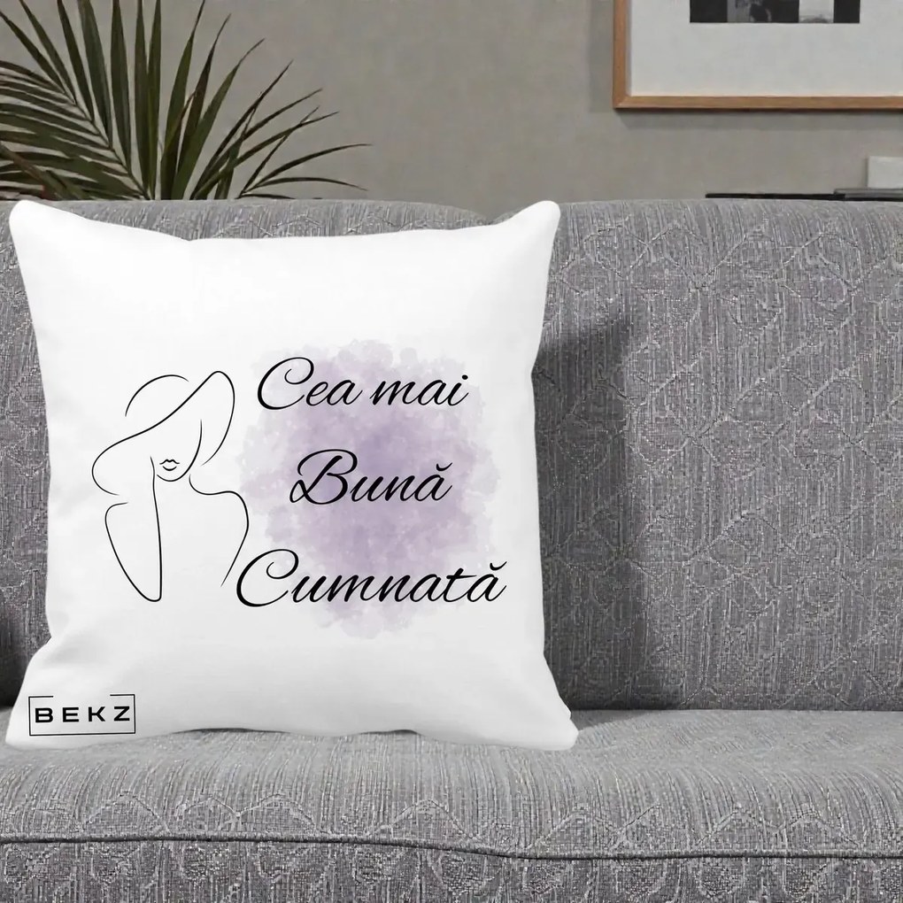 Cadou pentru Cumnata - Perna Personalizata Cea mai Buna Cumnata cu Silueta Dama si Pete Violet, 40x40 cm, Alba Mata, Husa Detasabila, Perna Inclusa, BEKZ®