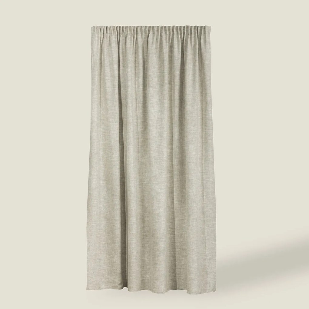 Perdea cu bandă de pliuri