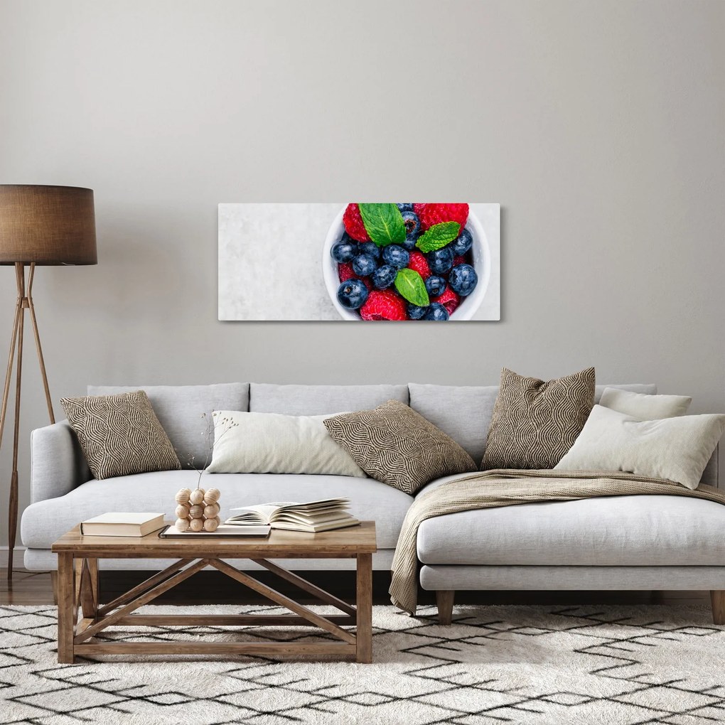 Tablou - bol cu fructe de pădure (120x50 cm)