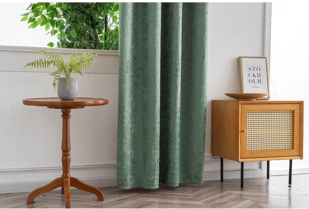 Draperie opaca LOOM VELVET 140x250 cm, verde Agatat: Inele metalice