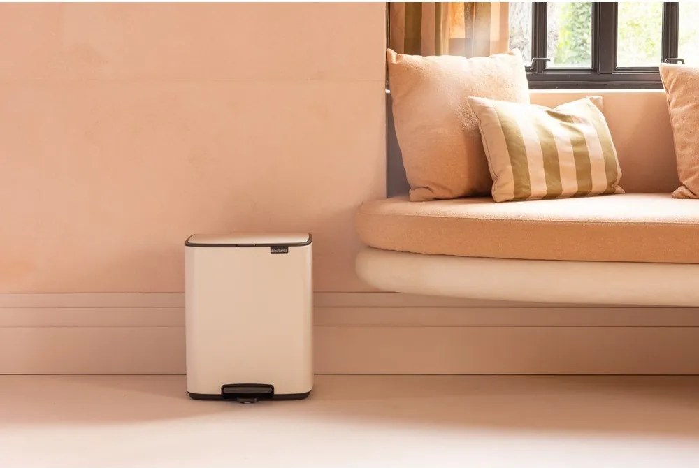 Coș de gunoi bej cu pedală din oțel 12 l Bo – Brabantia