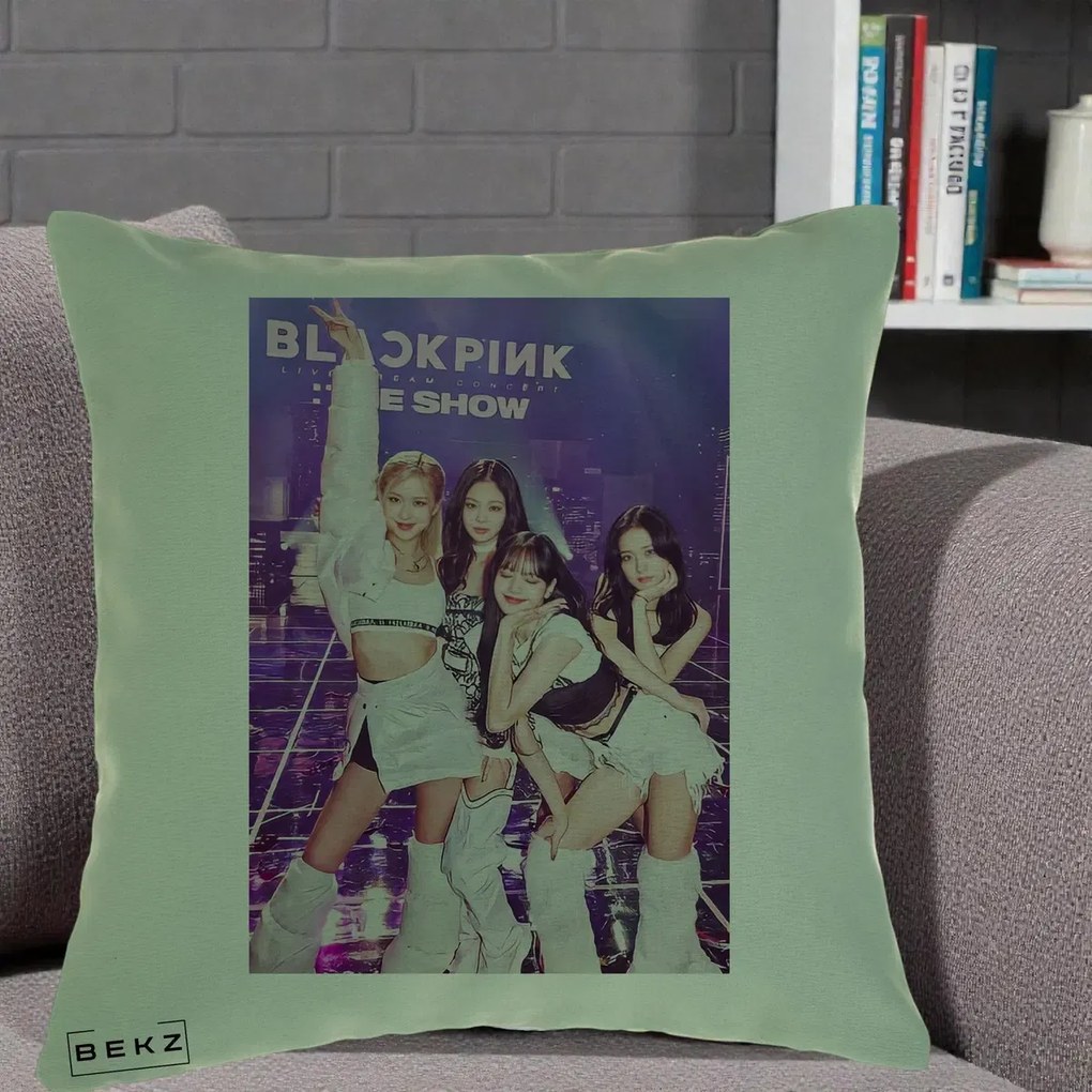 Perna Personalizata K-pop BLACKPINK The Show Concert cu 4 Membre pe Scena, 40x40 cm, Verde, Husa Detasabila, Perna Inclusa, BEKZ®