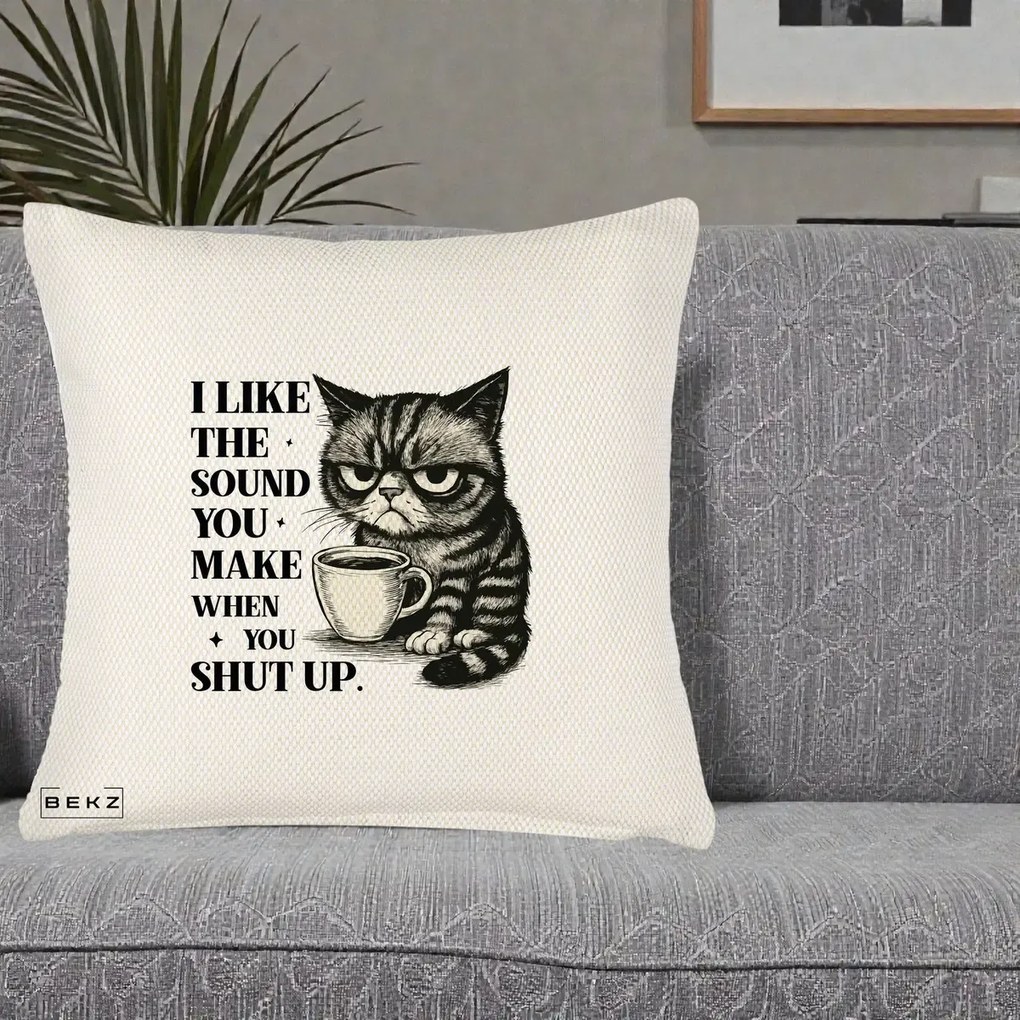 Perna Decorativa I Like the Sound You Make Pisica, 40x40 cm, Crem Reliefat, Husa Detasabila, Perna Inclusa, BEKZ®
