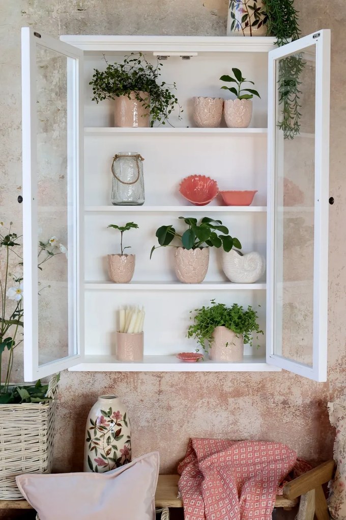 Vitrina alba, de perete, din lemn masiv si furnir, cu 2 usi si 3 rafturi, aspect rustic, Marseille