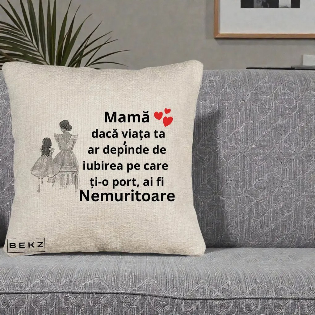 Cadou pentru Mama - Perna Personalizata Mama Nemuritoare Line Art, 40x40 cm, Bej Canapea, Husa Detasabila, Perna Inclusa, BEKZ®