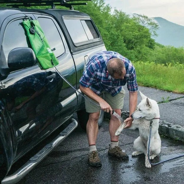 Duș portabil pentru câini Kurgo® Go Shower
