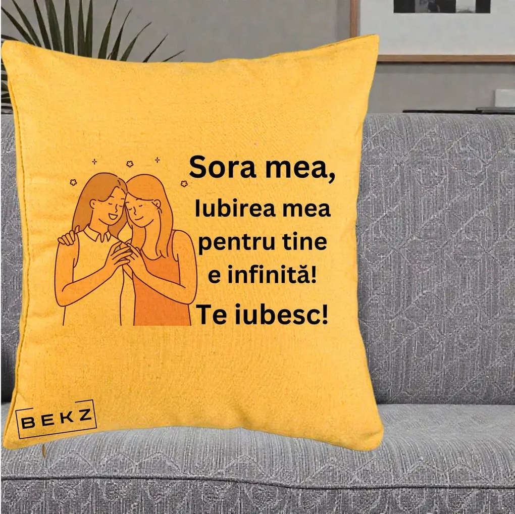 Cadou pentru Sora - Perna Personalizata Sora Mea Te Iubesc Imbratisare cu Sclipiri, 40x40 cm, Galben, Husa Detasabila, Perna Inclusa, BEKZ®