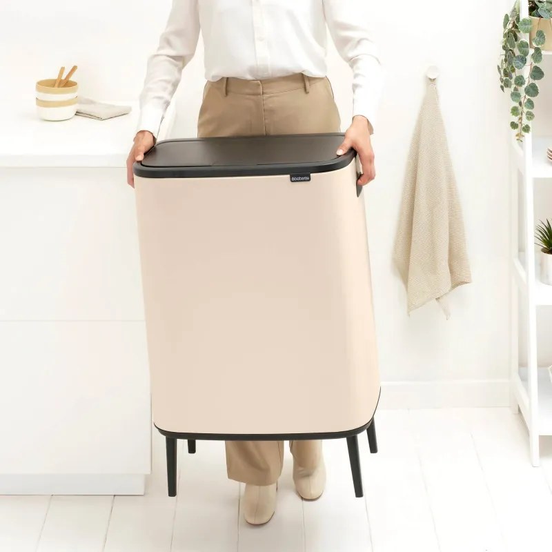 Cos de gunoi Brabantia Bo Touch Hi 1010457, 60 l, Manere laterale, Picioare reglabile, Bej