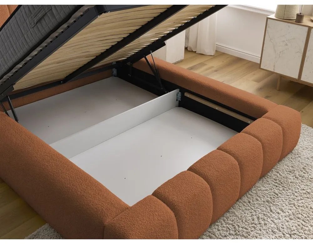 Pat matrimonial portocaliu tapițat cu spațiu de depozitare cu somieră 180x200 cm Denali – Bobochic Paris
