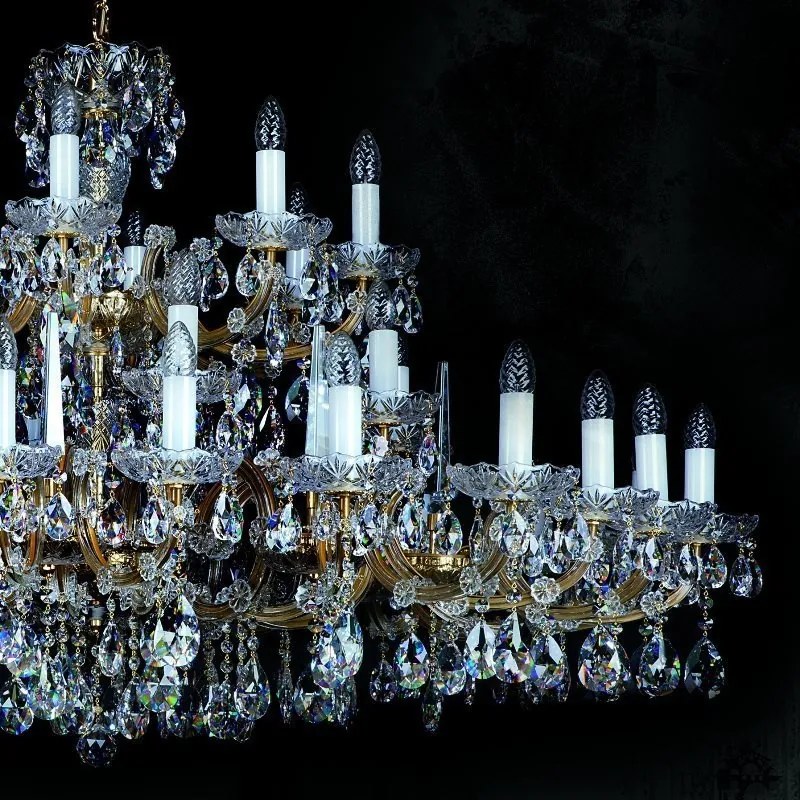 Candelabru Cristal Bohemia Exclusive 40 brate, diam.152cm MARIA TEREZIA 32 CE