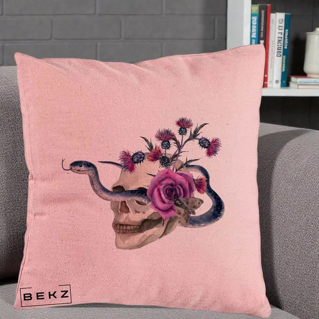 Perna Decorativa Craniu cu Sarpe si Trandafiri Gothic, 40x40 cm, Roz, Husa Detasabila, Perna Inclusa, BEKZ®