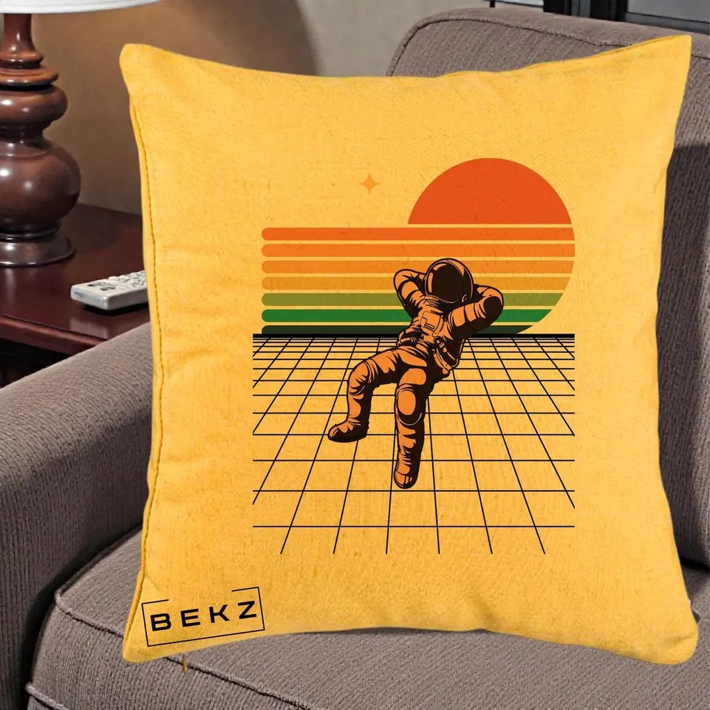 Perna Decorativa Astronaut Retro Space, 40x40 cm, Galben, Husa Detasabila, Perna Inclusa, BEKZ®