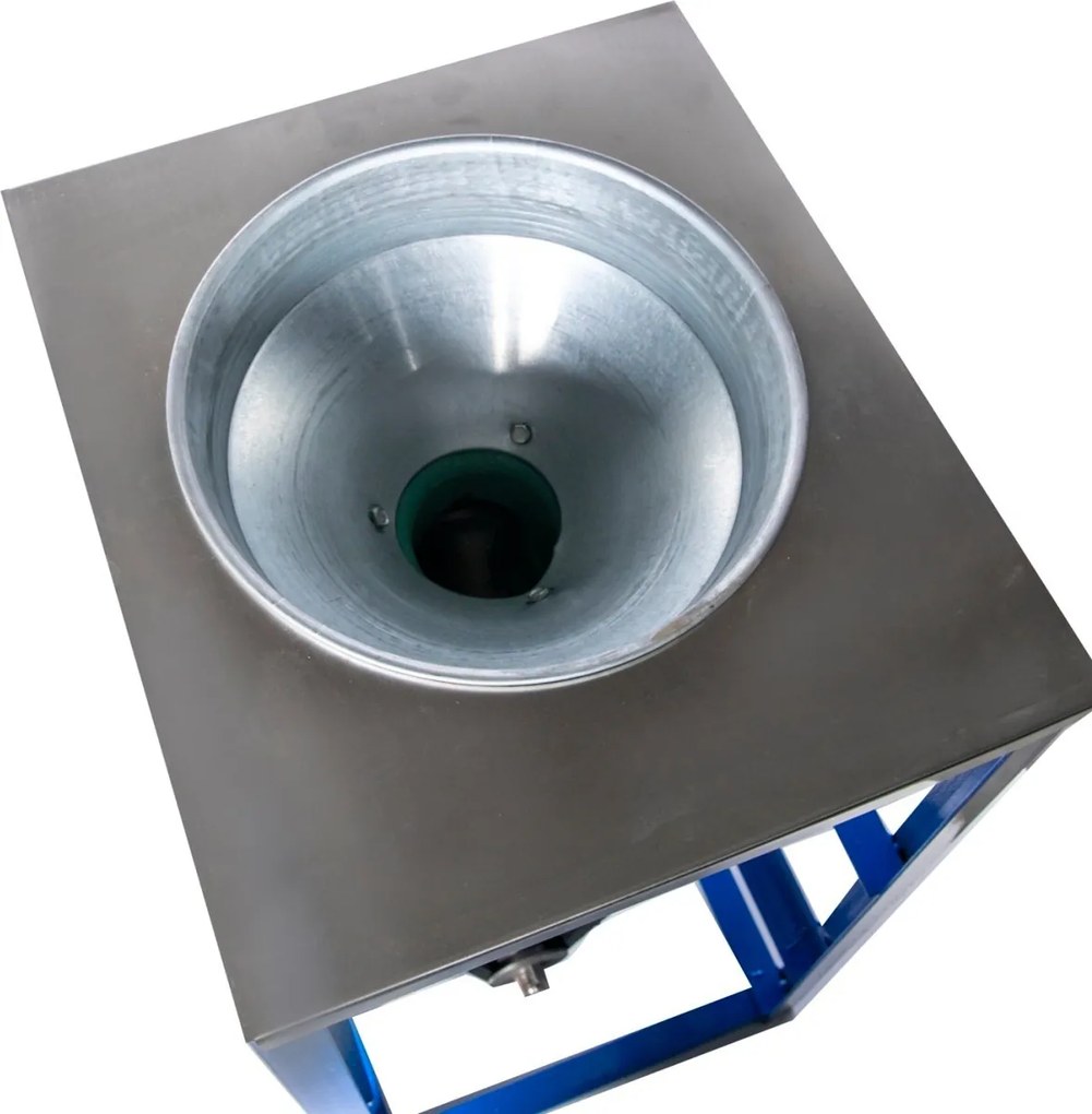 Masina de tocat carne electrica 2200W 32