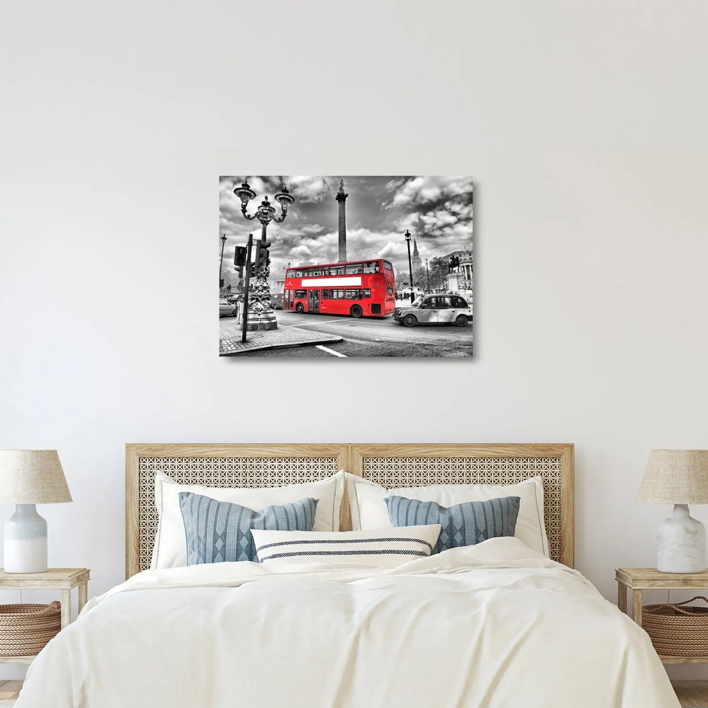 Tablou pe sticlă - Trafalgar Square (70x50 cm)