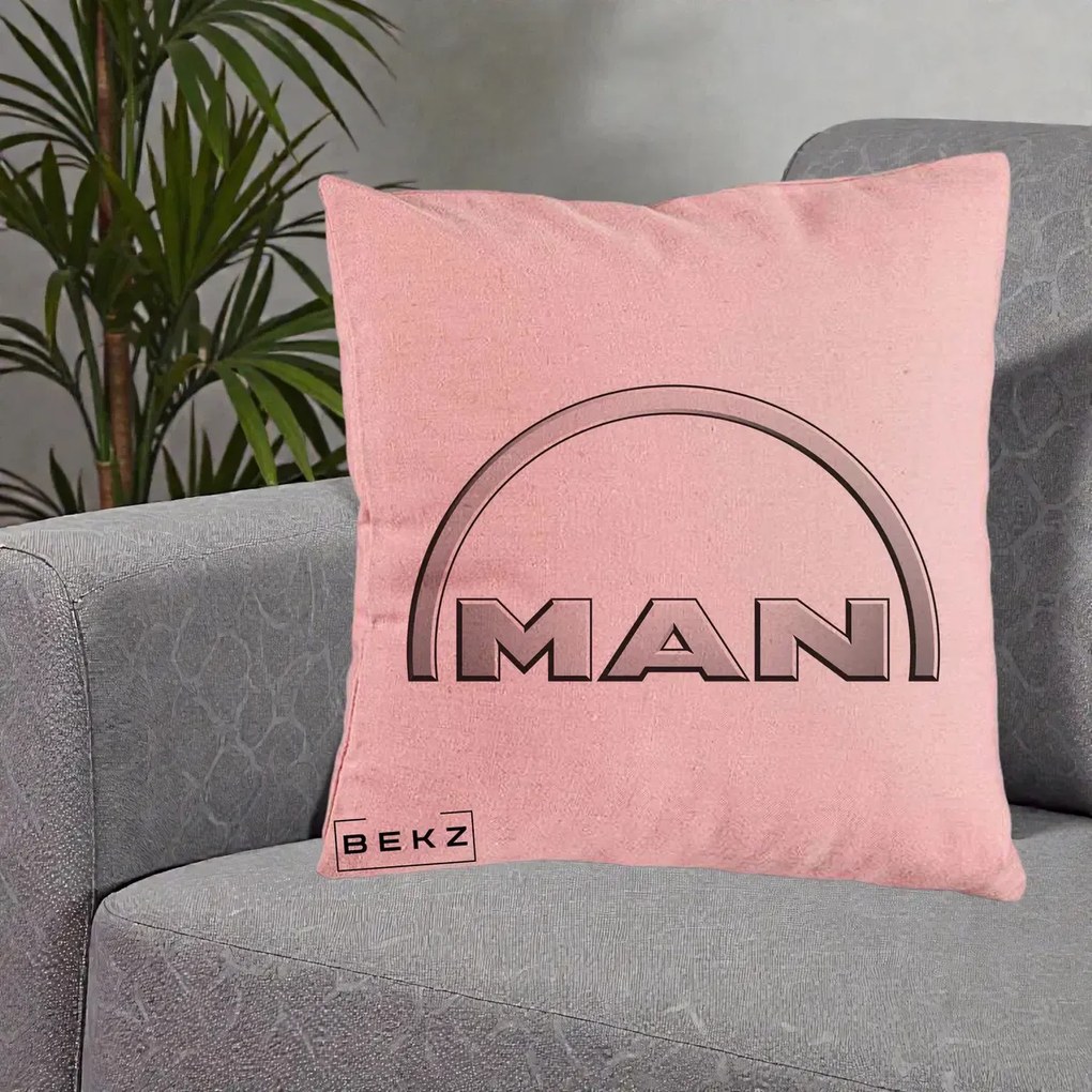 Perna Personalizata cu emblema MAN, 40x40 cm, Roz, Husa Detasabila, Perna Inclusa, BEKZ®