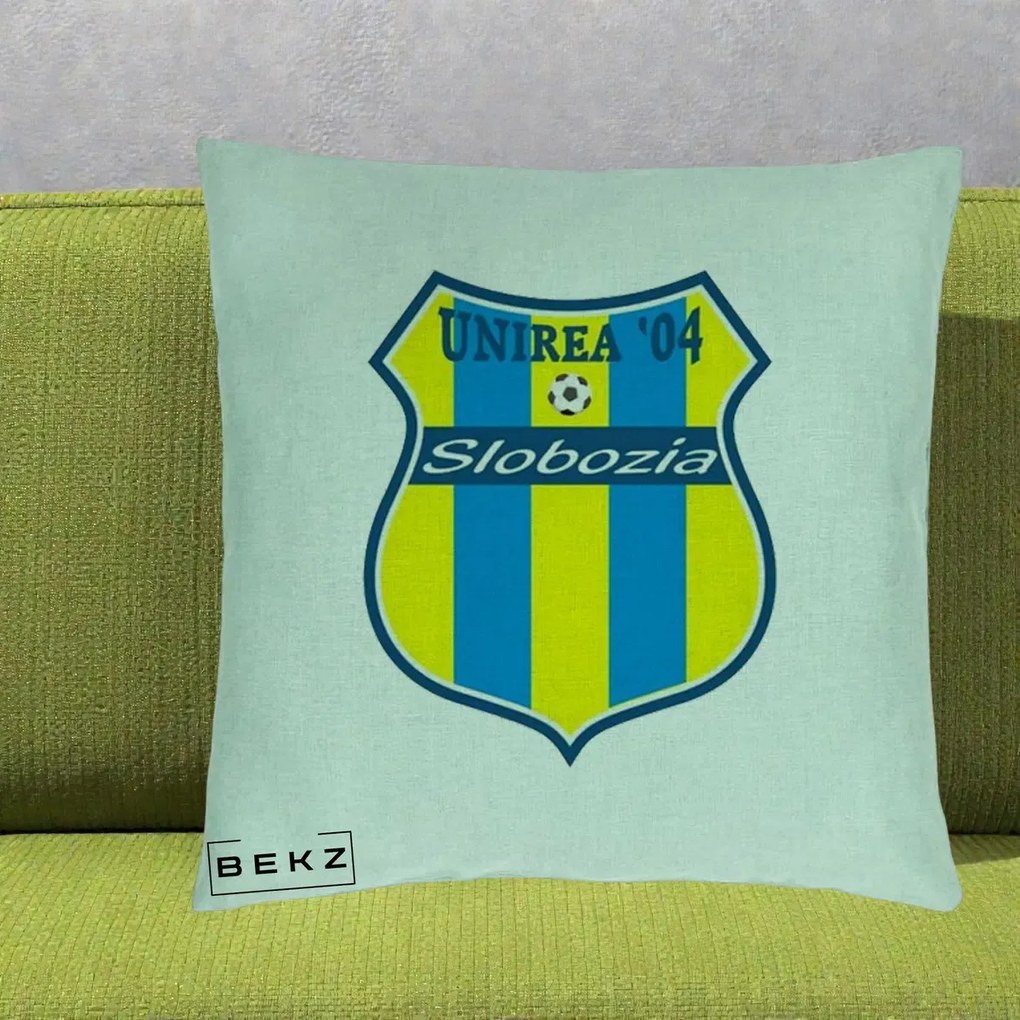 Perna Personalizata Unirea '04 Slobozia Fotbal, 40x40 cm, Verde Menta, Husa Detasabila, Perna Inclusa, BEKZ®