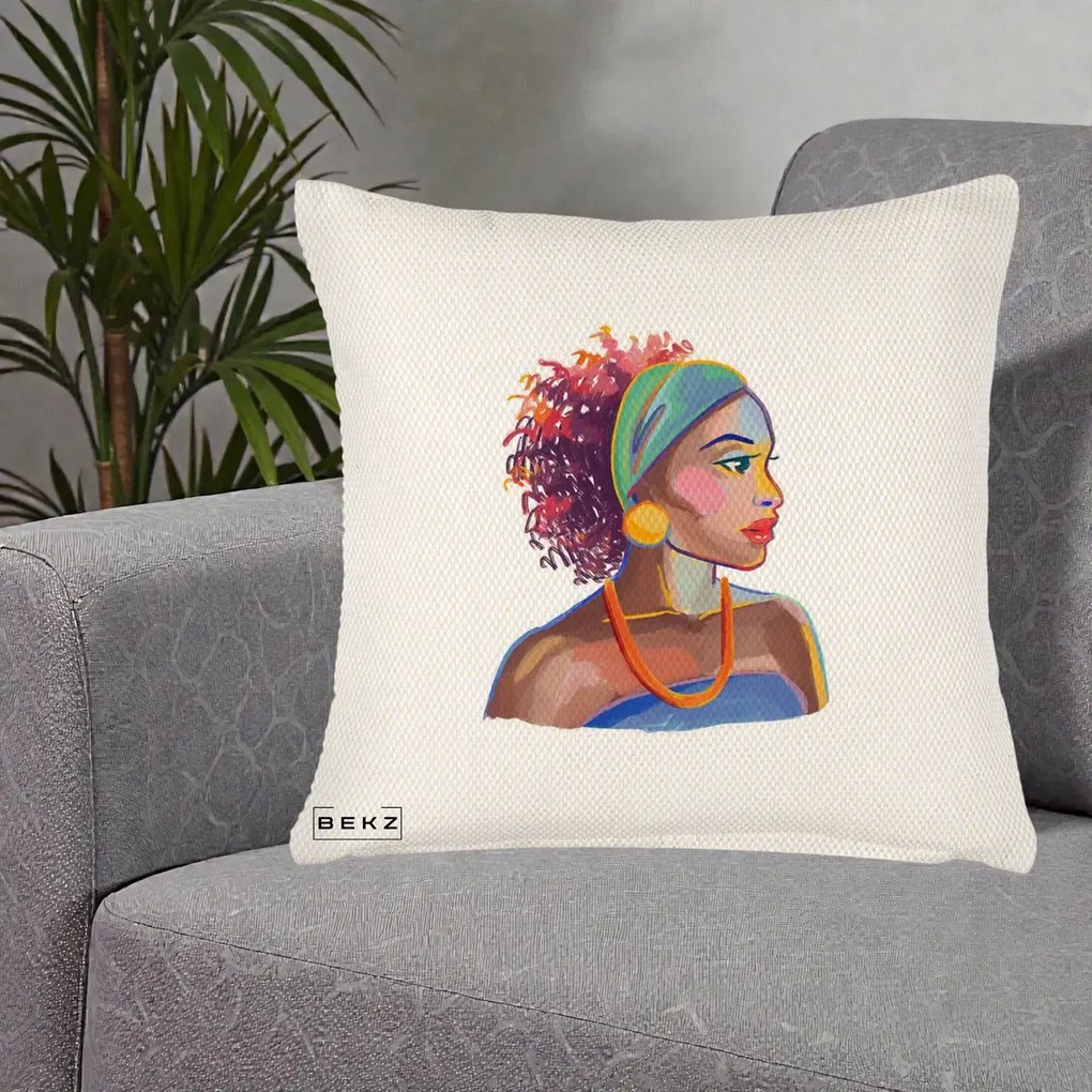 Perna Decorativa Portret Femeie Urbana Acuarela, 40x40 cm, Crem Reliefat, Husa Detasabila, Perna Inclusa, BEKZ®