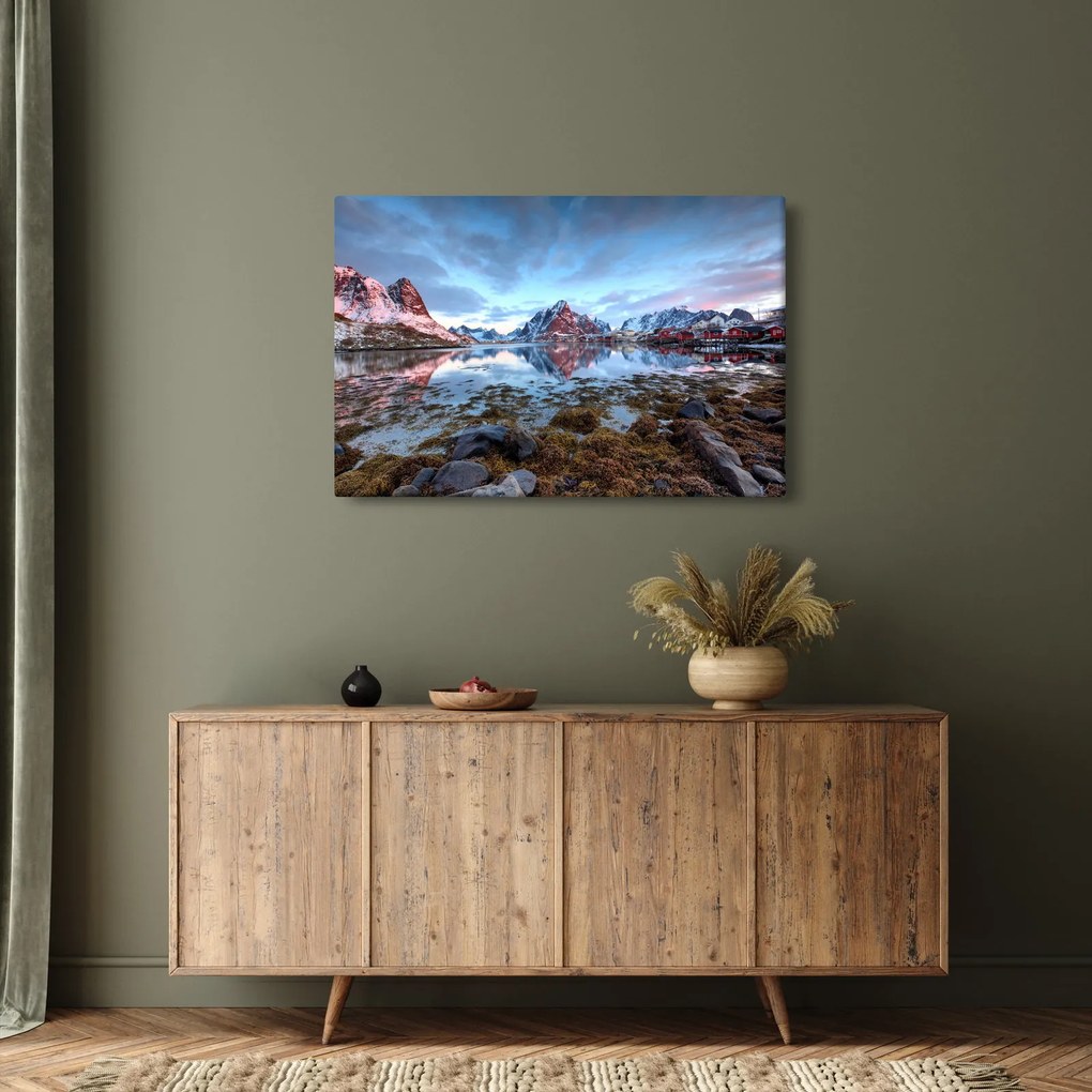 Tablou - Răsărit de soare deasupra Reine (90x60 cm)