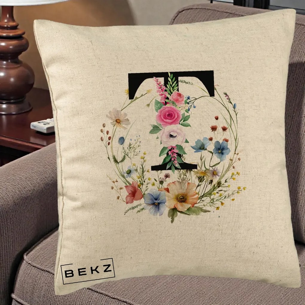 Cadou Personalizat - Perna Personalizata Monogram Litera T cu Flori Acuarela, 40x40 cm, Bej, Husa Detasabila, Perna Inclusa, BEKZ®