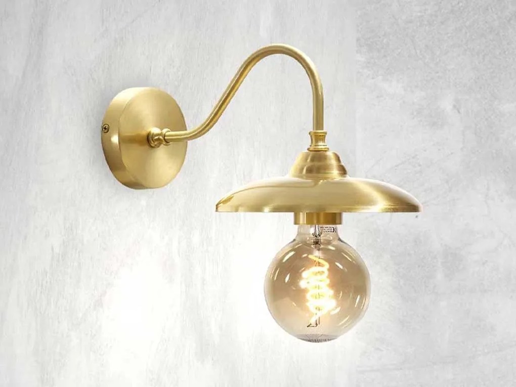 Aplica de perete realizata manual din alama Elio