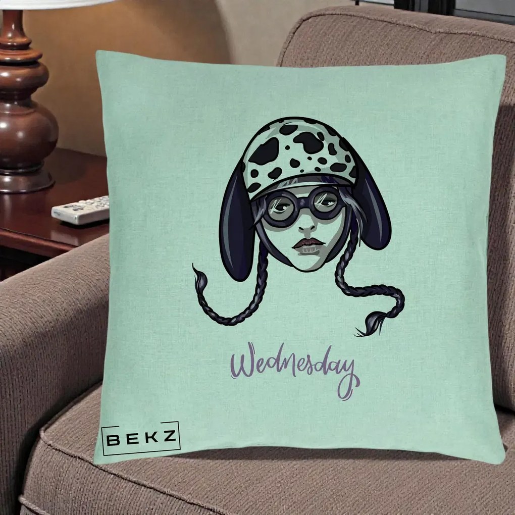 Perna Personalizata Wednesday Addams cu Caine Dalmatian, 40x40 cm, Verde Menta, Husa Detasabila, Perna Inclusa, BEKZ®