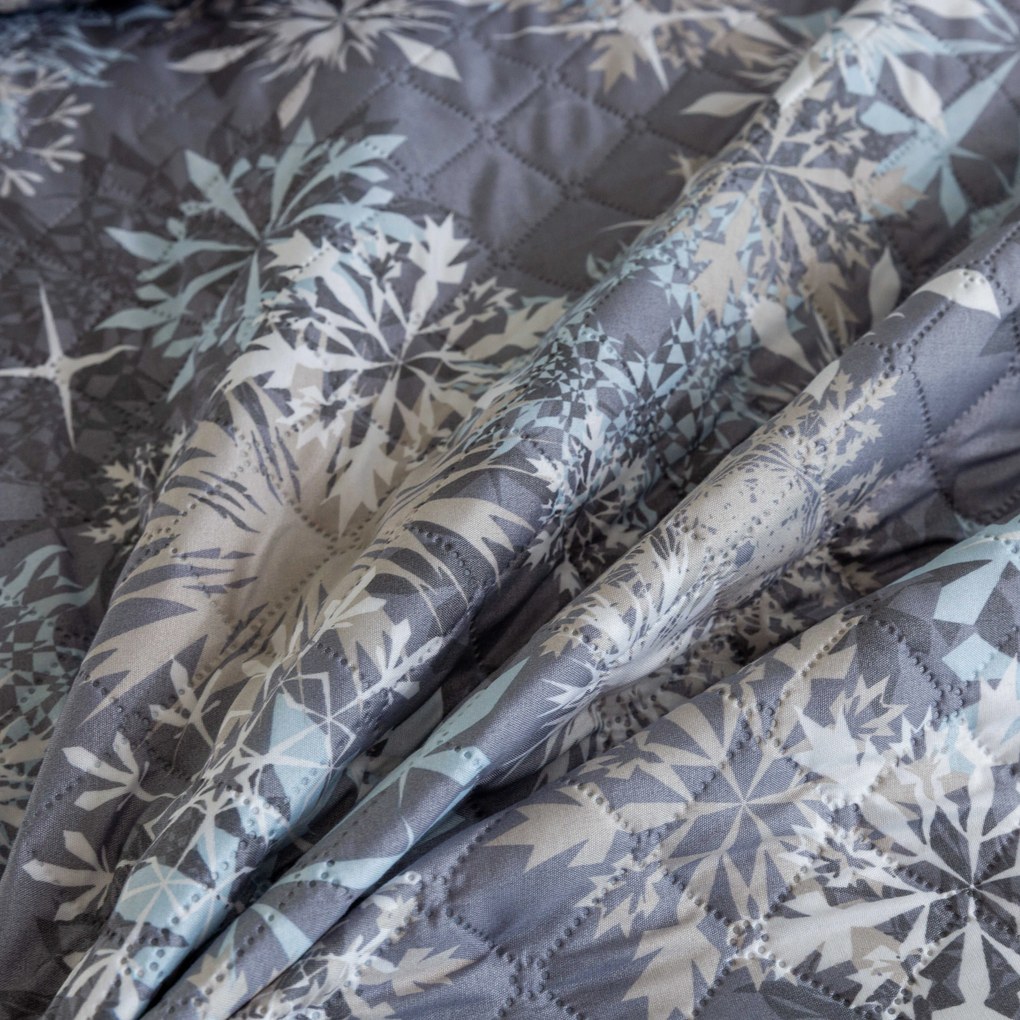 Cuvertura de pat SNOWFLAKE, albastru-gri Dimensiune: 170 x 210 cm